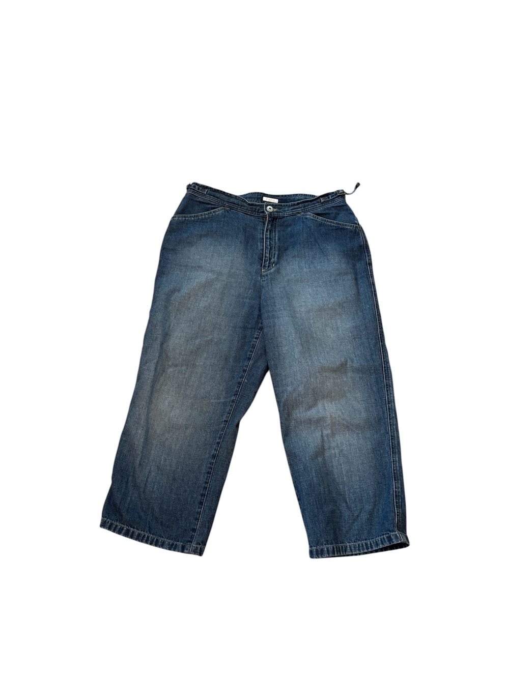 Liz Claiborne Tabitha Women Jean Capris with Buckle Accent at Waist Size 12